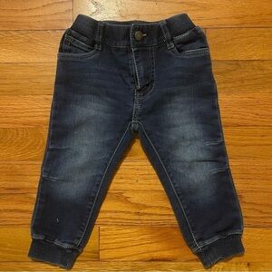 Levi’s | Signature Knit Joggers | 18 mo